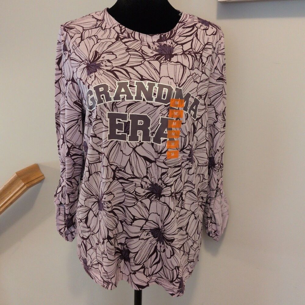 Feeling Festive Purple Floral Top Grandma Era Graphic Blouse New Size M